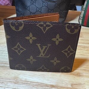 Louis Vuitton Monogram Canvas Wallet